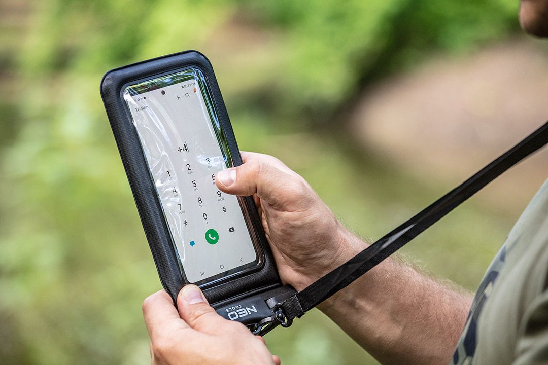 Neo Tools 63-135 Чохол водонепроникний для телефону Neo Tools 63-135 Чохол водонепроникний для телефону