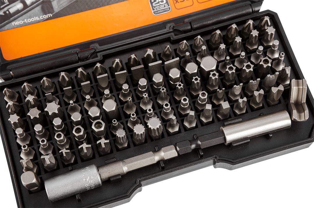 Neo Tools Біти, набір 99шт, 1/4", тримачі 2шт, перхідники 3шт, SL,PH,PZ,H,T,TT, 25мм, сталь S2, кейс Neo Tools Біти, набір 99шт, 1/4", тримачі 2шт, перхідники 3шт, SL,PH,PZ,H,T,TT, 25мм, сталь S2, кейс