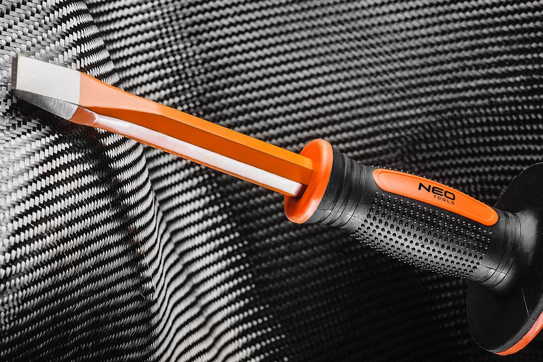 Neo Tools 33-084 Зубило, 75x20x300 мм, захист долоні, CrV Neo Tools 33-084 Зубило, 75x20x300 мм, захист долоні, CrV