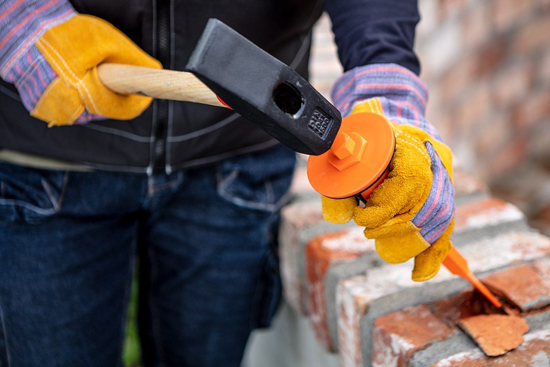 Neo Tools 33-084 Зубило, 75x20x300 мм, захист долоні, CrV Neo Tools 33-084 Зубило, 75x20x300 мм, захист долоні, CrV
