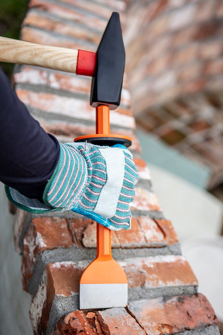 Neo Tools 33-084 Зубило, 75x20x300 мм, захист долоні, CrV Neo Tools 33-084 Зубило, 75x20x300 мм, захист долоні, CrV