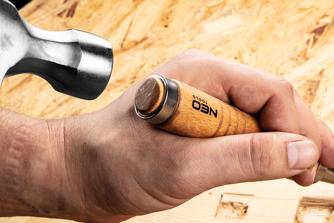 Зубило 32 мм, CRV, дерев'яна ручка Зубило 32 мм, CRV, дерев'яна ручка