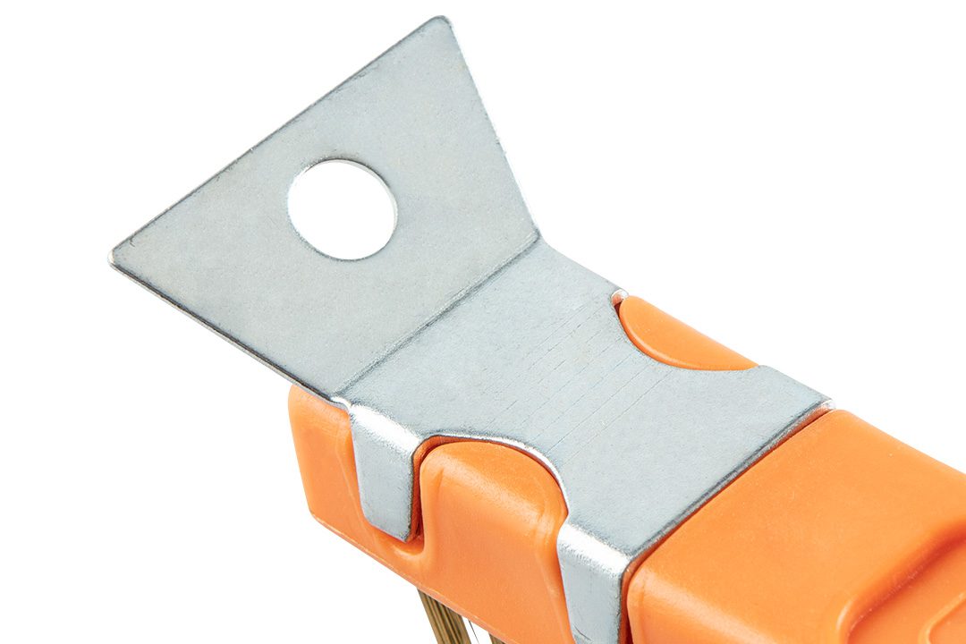 Щітка дротяна латунний дріт 3х19 рядів зі скребком Щітка дротяна латунний дріт 3х19 рядів зі скребком