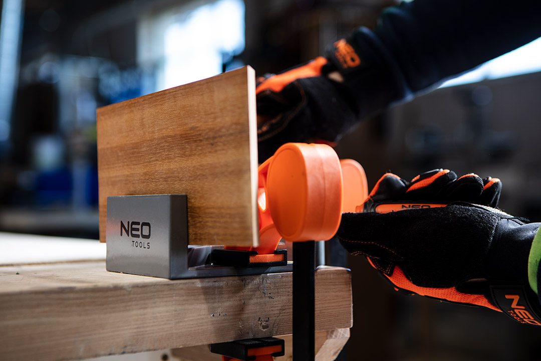 Neo Tools Струбцина, кутова, алюмінієва, напрямна 95мм, 70х70мм Neo Tools Струбцина, кутова, алюмінієва, напрямна 95мм, 70х70мм