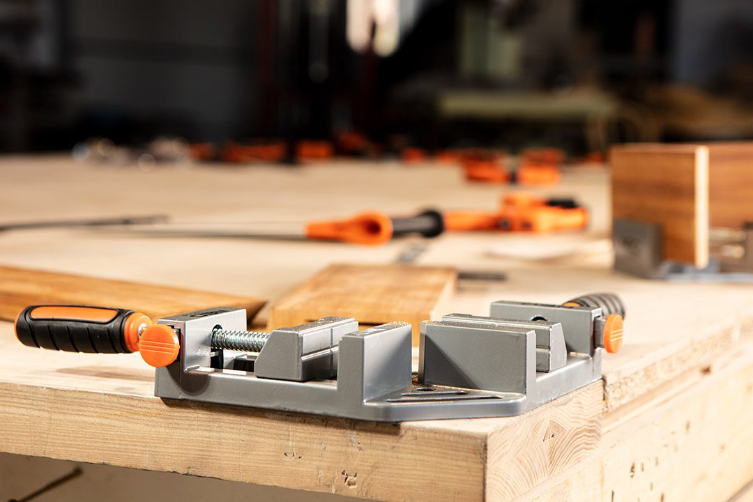 Neo Tools Струбцина, кутова, алюмінієва, дві напрямні 45-491 Neo Tools Струбцина, кутова, алюмінієва, дві напрямні 45-491