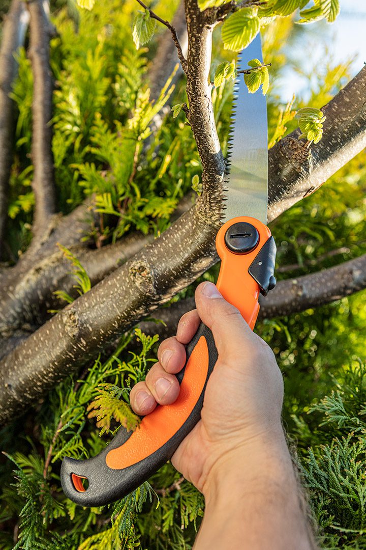 Neo Tools 63-120 Пила Bushcraft, 43см, складана, два положення фіксації, гумова ручка, сталь SK4, твердість HRC66, три ряди зубів Neo Tools 63-120 Пила Bushcraft, 43см, складана, два положення фіксації, гумова ручка, сталь SK4, твердість HRC66, три ряди зубів