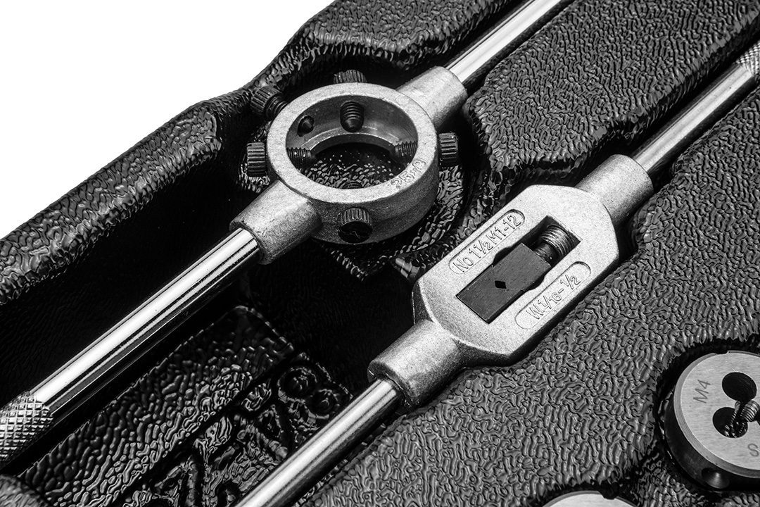 Neo Tools Плашки та мітчики, набір 31шт, M3-M12 Neo Tools Плашки та мітчики, набір 31шт, M3-M12