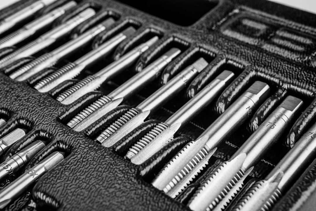 Neo Tools Плашки та мітчики, набір 31шт, M3-M12 Neo Tools Плашки та мітчики, набір 31шт, M3-M12