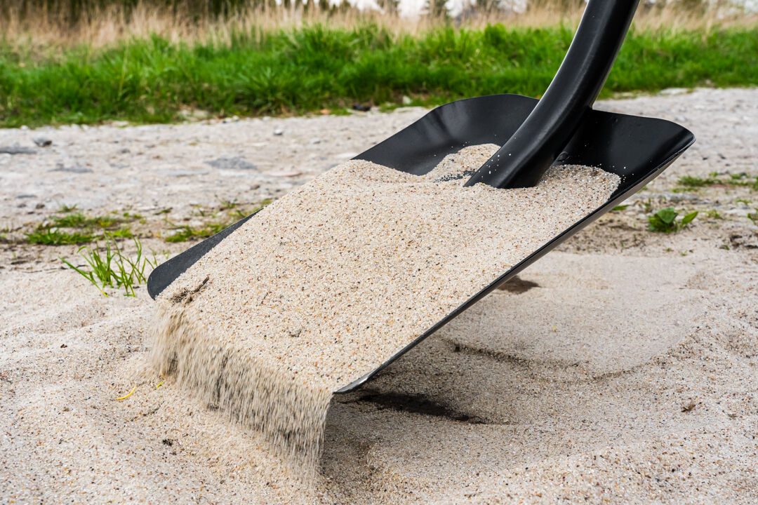 Neo Tools Лопата совкова, руків'я металеве D-подібне, 132см, 2кг Neo Tools Лопата совкова, руків'я металеве D-подібне, 132см, 2кг