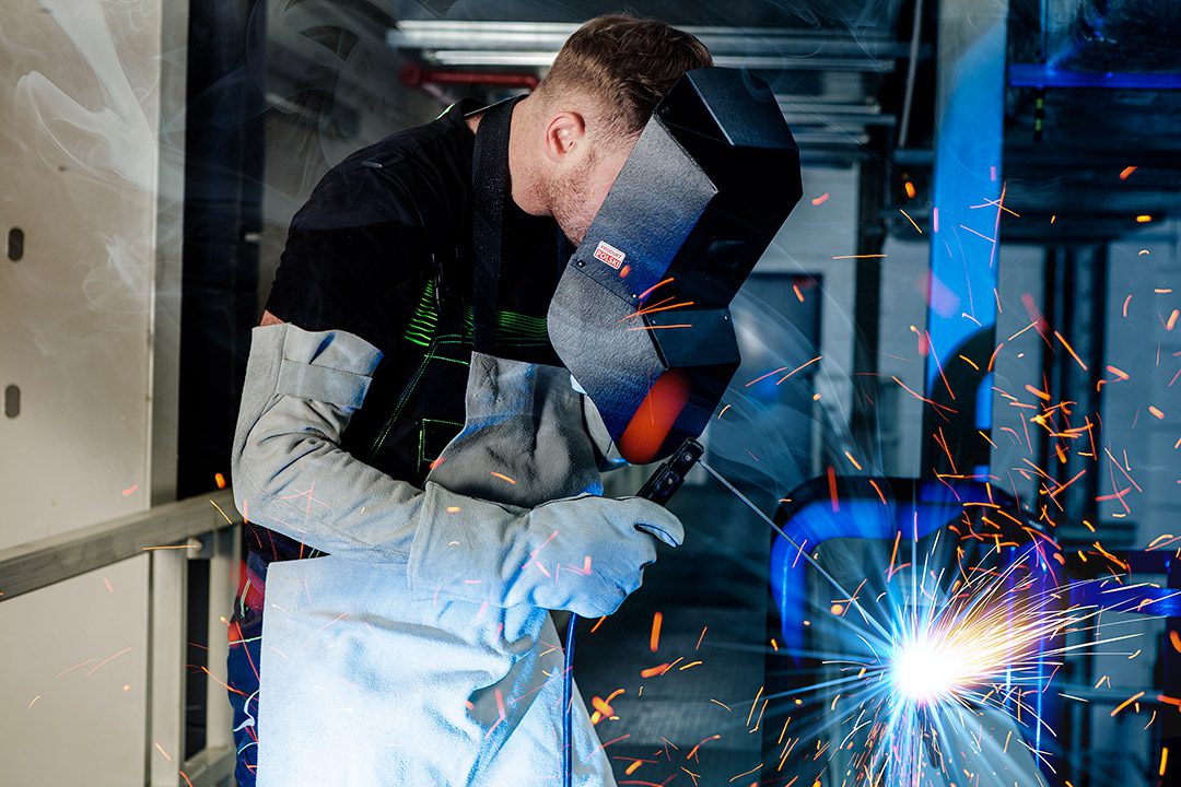 Довгі зварювальні рукавички з кевларовою ниткою, MAG тип A, EN 388: 4332X та EN 407: 442X4X Довгі зварювальні рукавички з кевларовою ниткою, MAG тип A, EN 388: 4332X та EN 407: 442X4X