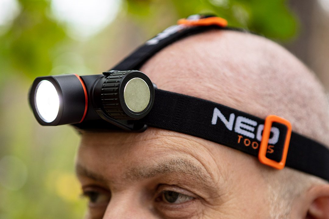 Налобний ліхтар акумуляторний USB 2000lm CREE XHP50.2 LED Налобний ліхтар акумуляторний USB 2000lm CREE XHP50.2 LED