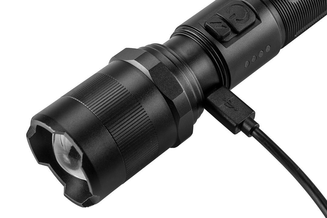 Акумуляторнийй USB-ліхтарик 1000 лм OSRAM P9 LED Акумуляторнийй USB-ліхтарик 1000 лм OSRAM P9 LED