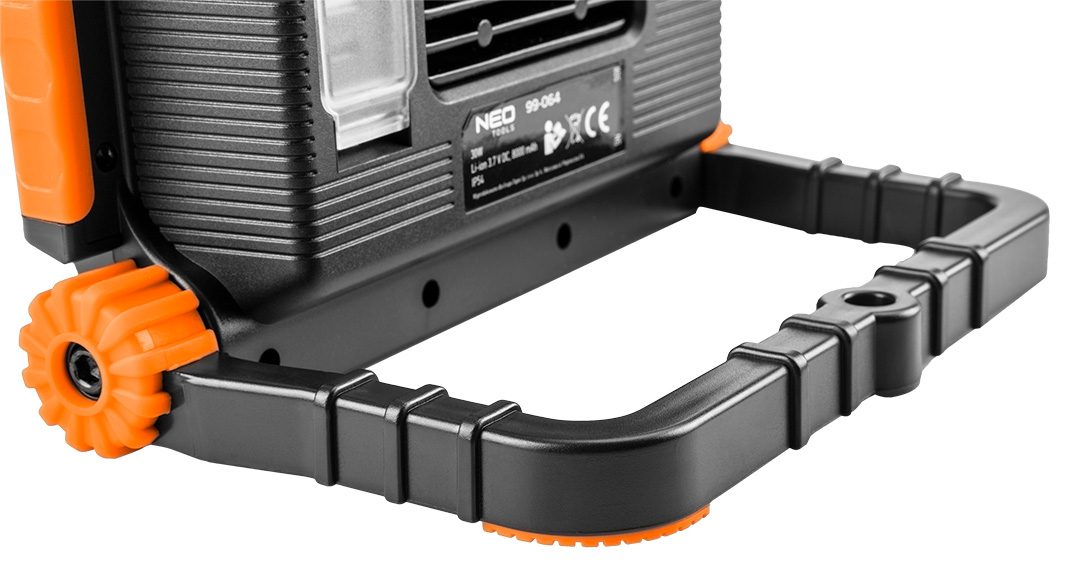 Акумуляторный прожектор 3000 lm SMD LED Акумуляторный прожектор 3000 lm SMD LED