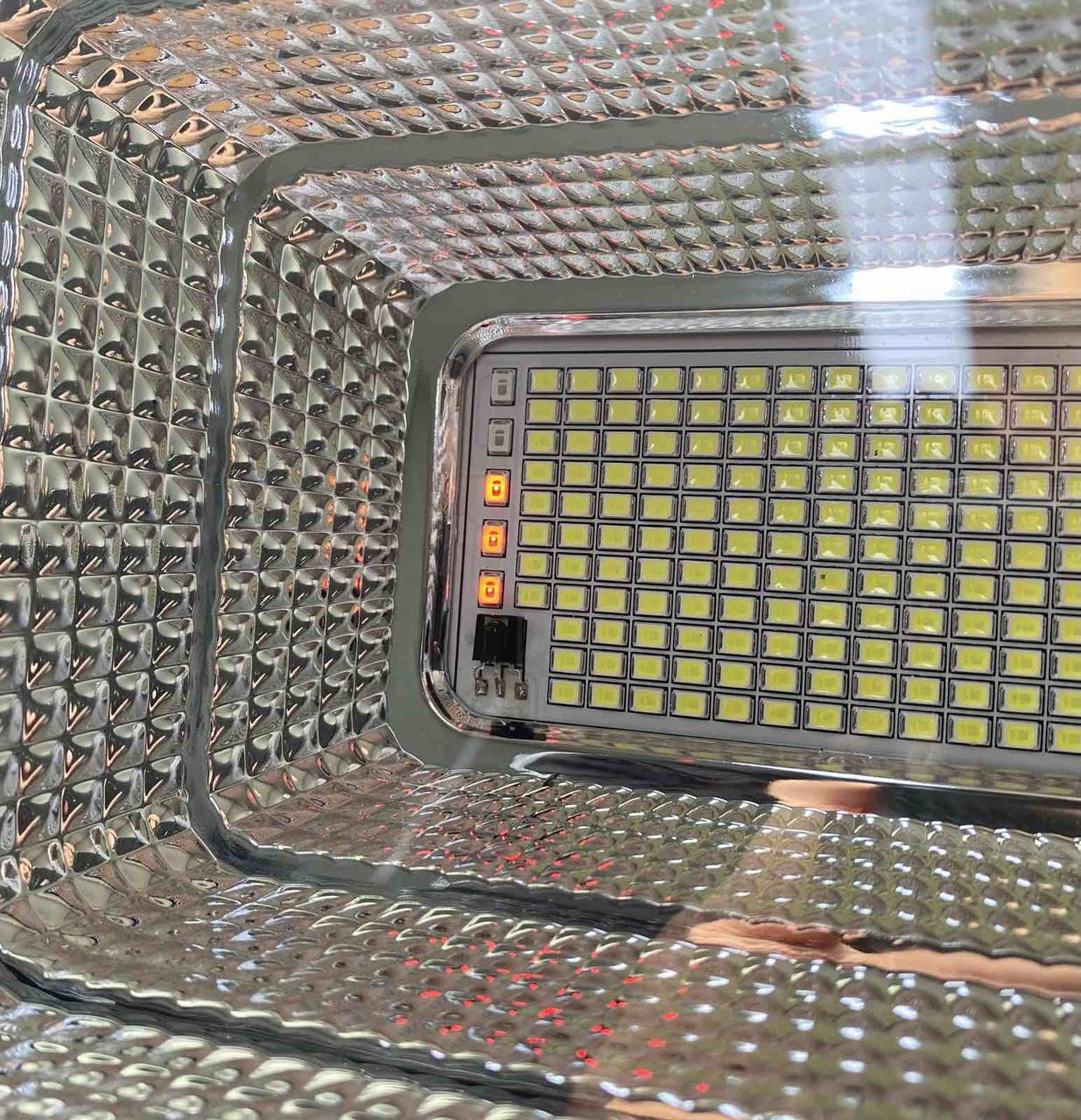 Прожектор світлодіодний з сонячною панеллю TIGER-40 40W 6400K Прожектор світлодіодний з сонячною панеллю TIGER-40 40W 6400K